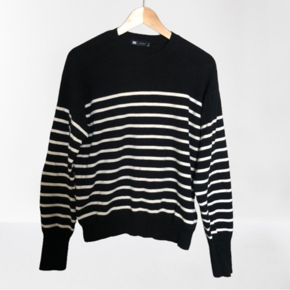 Simons Classic Nautical Black and White Striped  Crewneck Sweater Medium - Picture 1 of 8